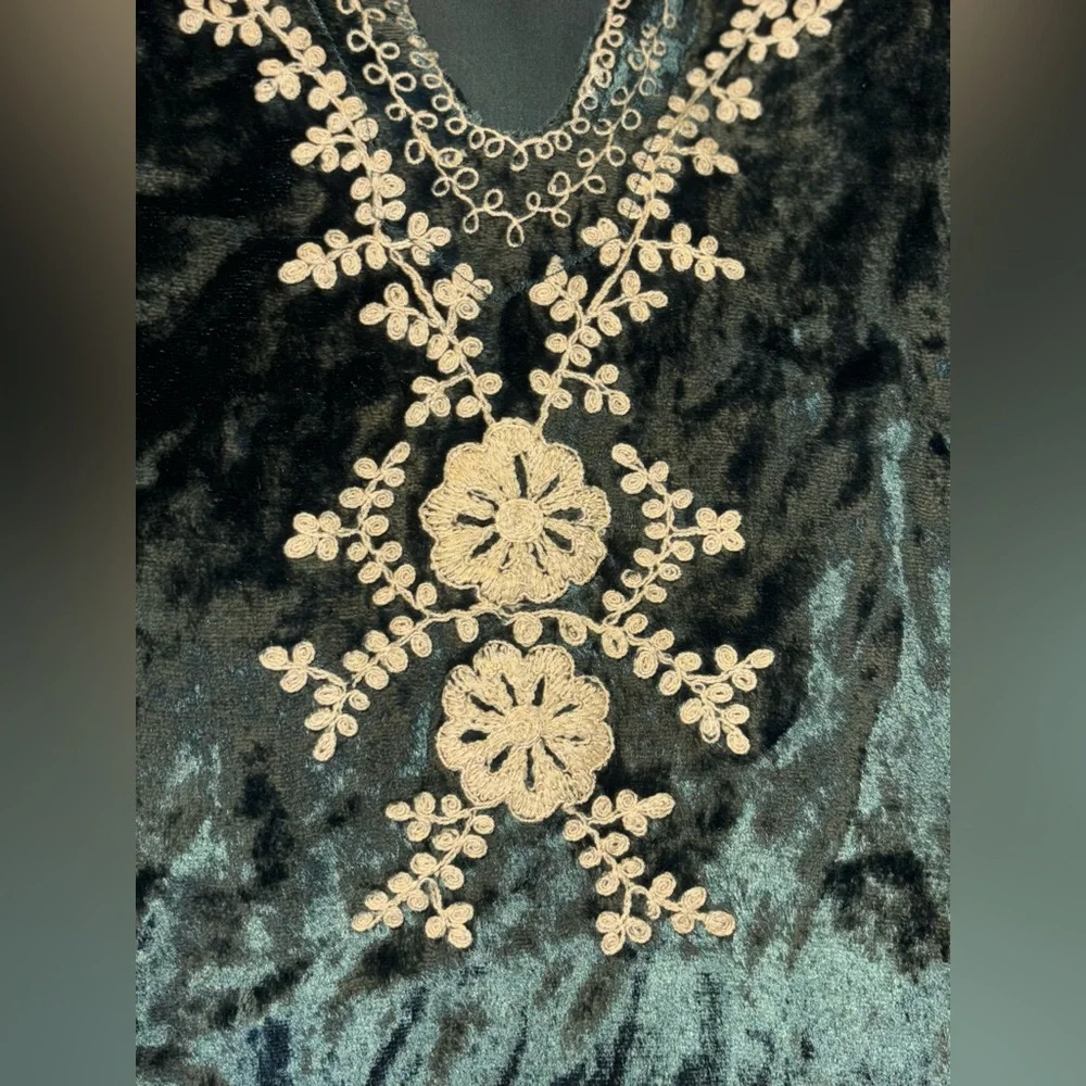 Soft Surroundings Top Women Green Large Velvet Embroidered India Whimsigoth Boho - Picture 4 of 6